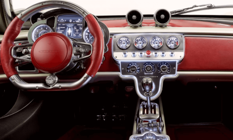 Interior:Oyfj2yobt7u= Pagani